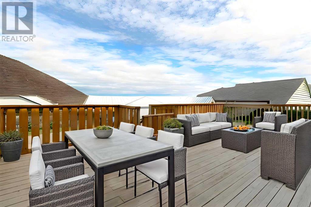 Single Family House Bi-level for Sale in  Macewan Glen Drive NW MacEwan Glen Calgary 