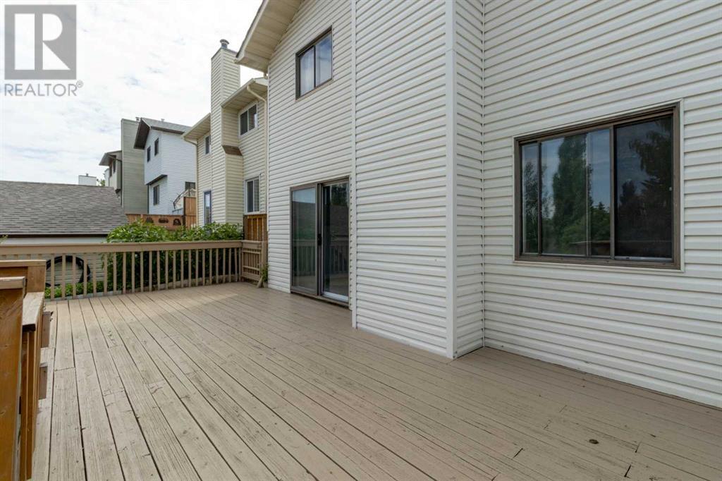 Single Family House Bi-level for Sale in  Macewan Glen Drive NW MacEwan Glen Calgary 