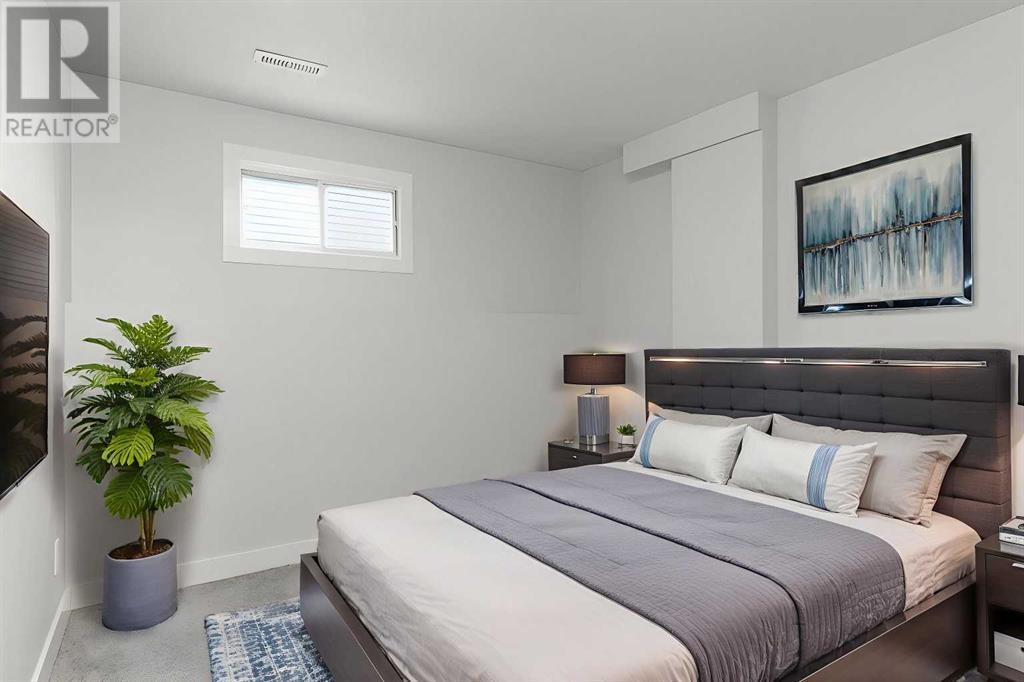 Single Family House Bi-level for Sale in  Macewan Glen Drive NW MacEwan Glen Calgary 