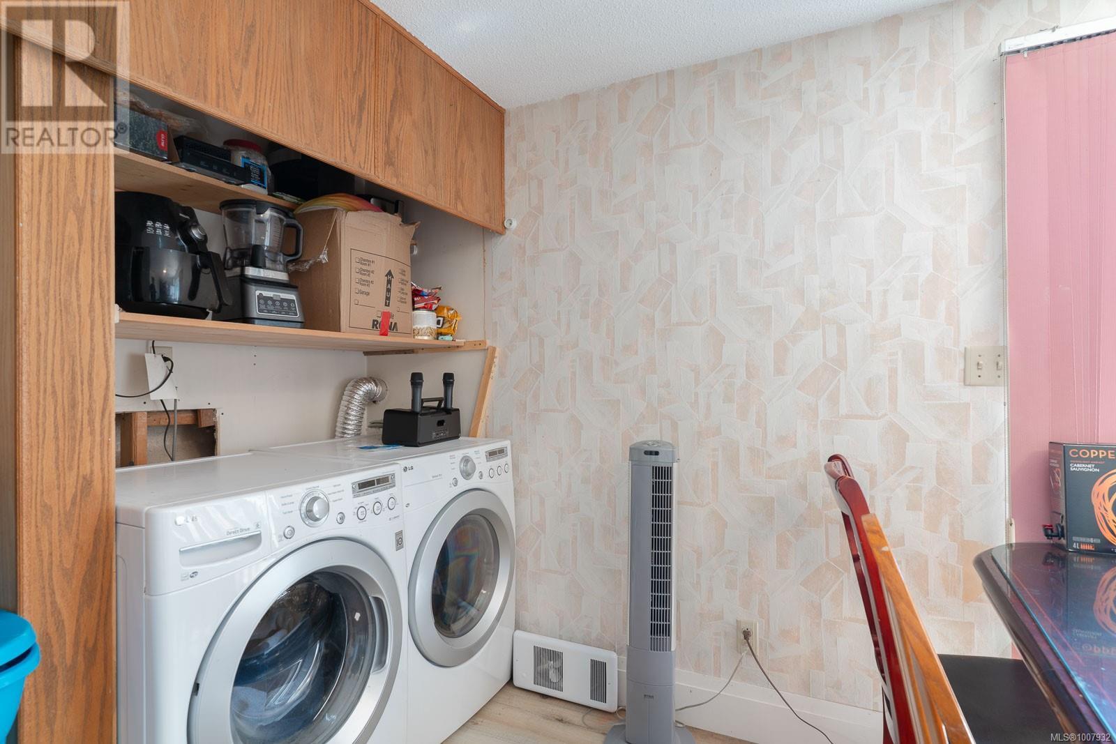 7405/7425 LANTZVILLE RD - 25