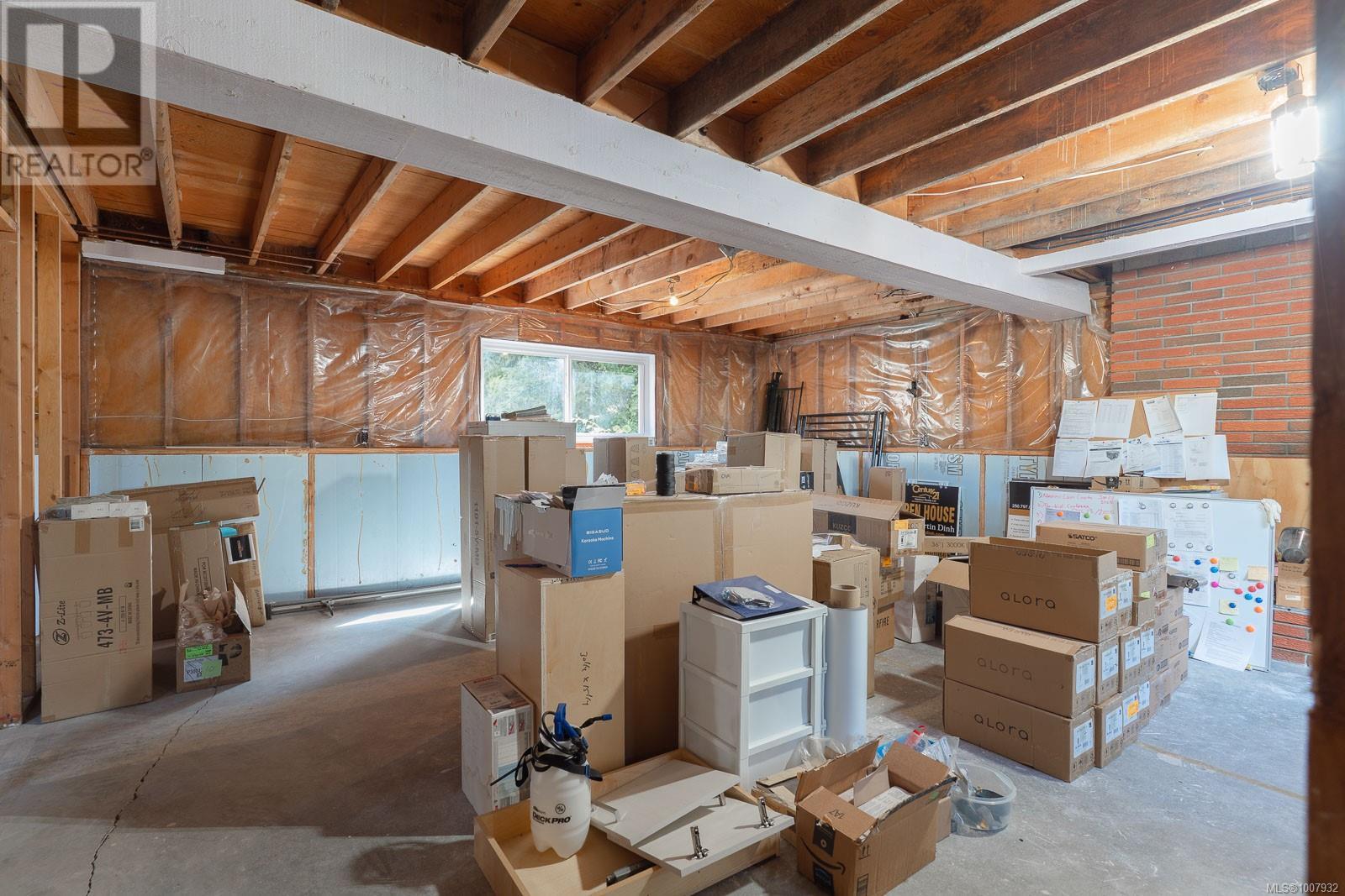 7405/7425 LANTZVILLE RD - 34