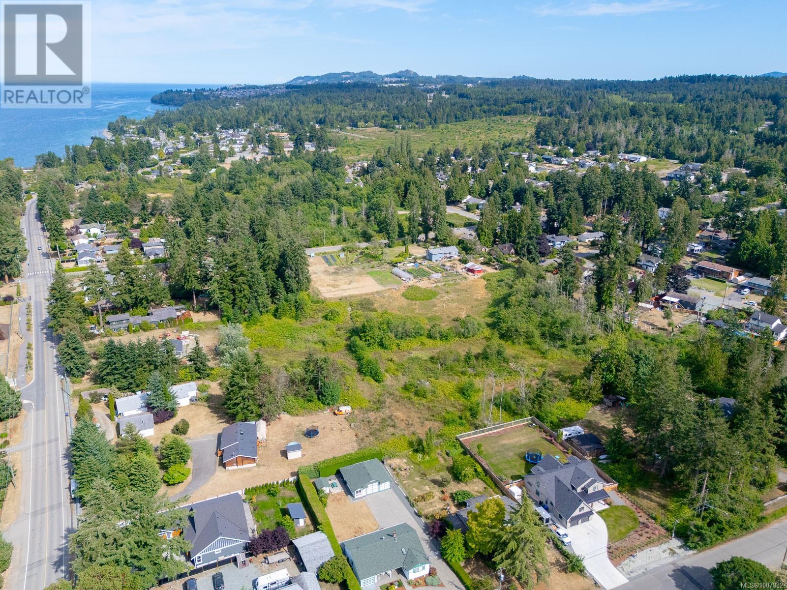 7405/7425 Lantzville Rd - 4