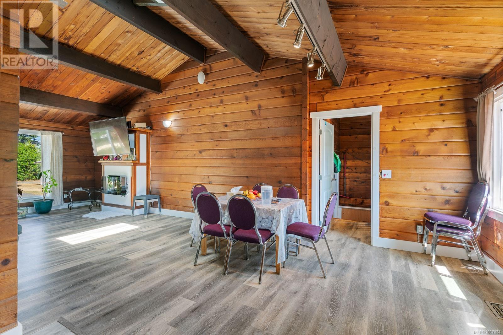 7425 Lantzville Rd - 11