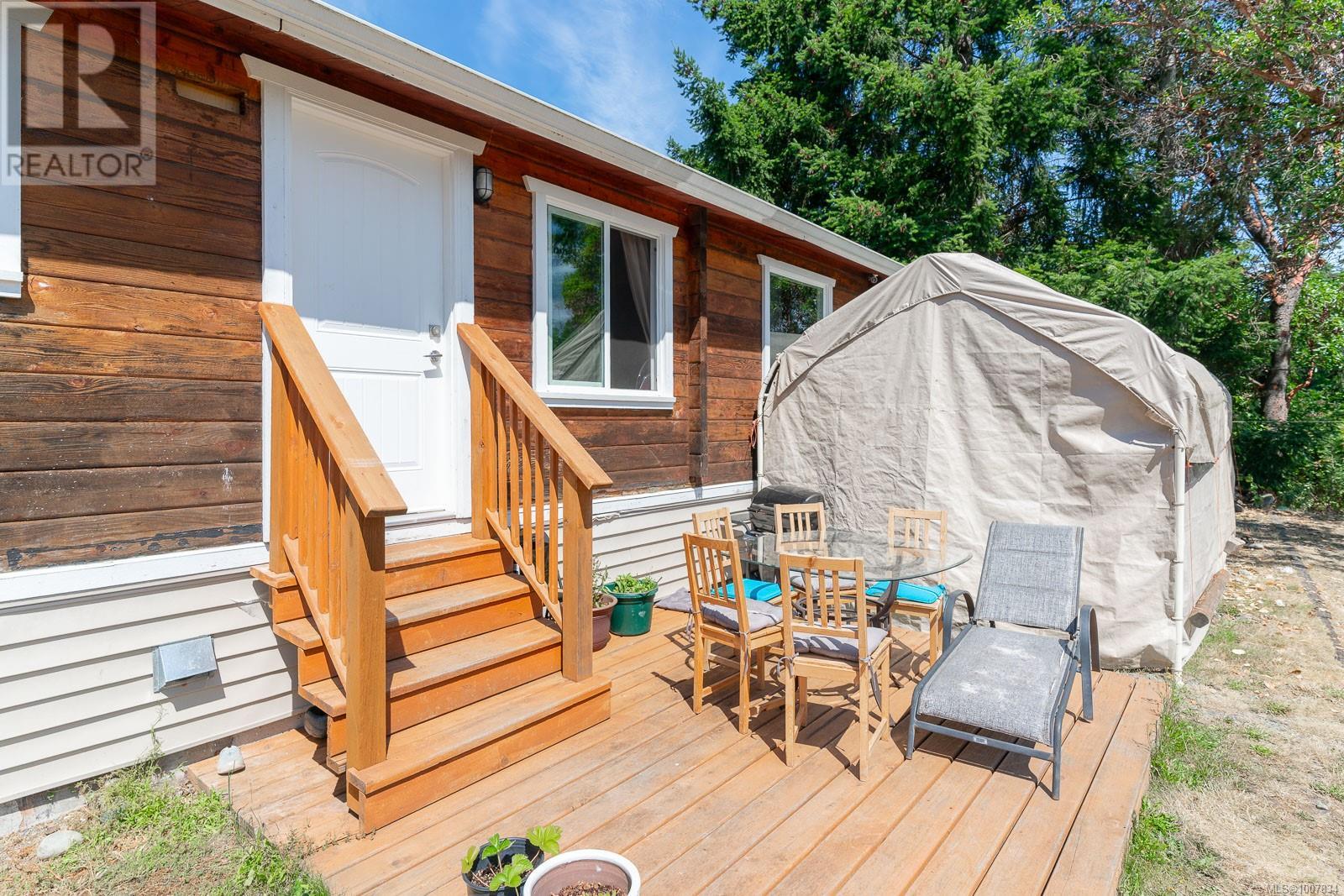 7425 Lantzville Rd - 22