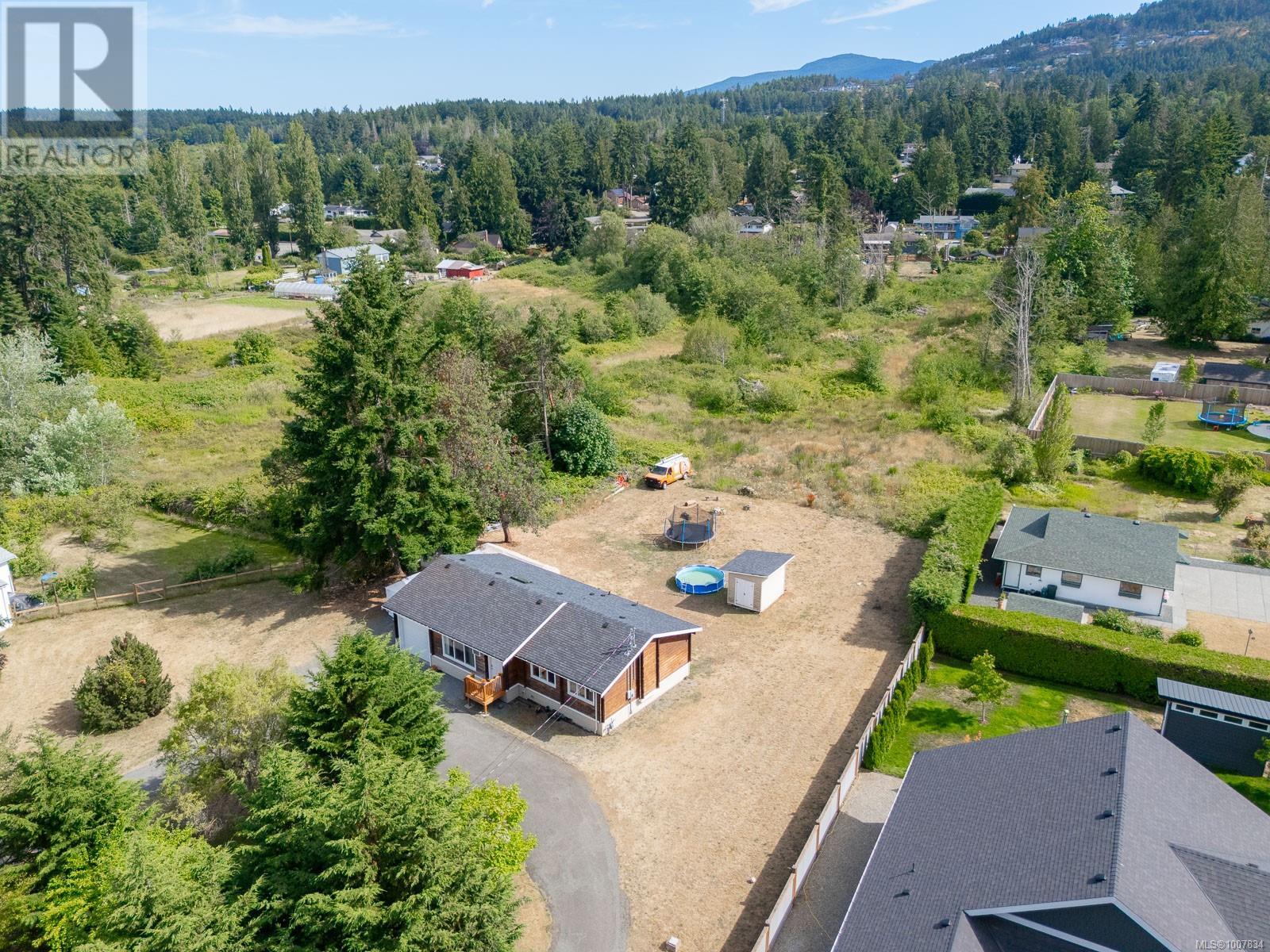 7425 Lantzville Rd - 31