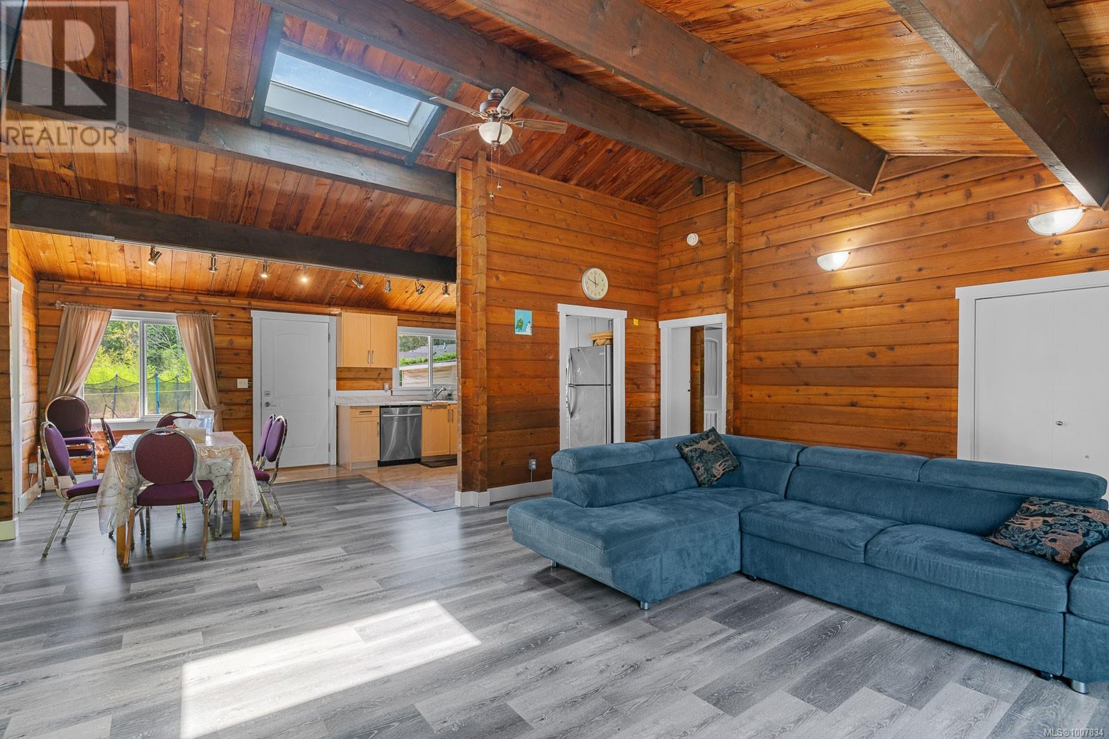 7425 Lantzville Rd - 7