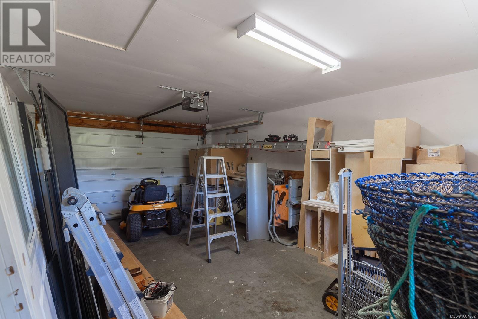 7405 LANTZVILLE RD - 24