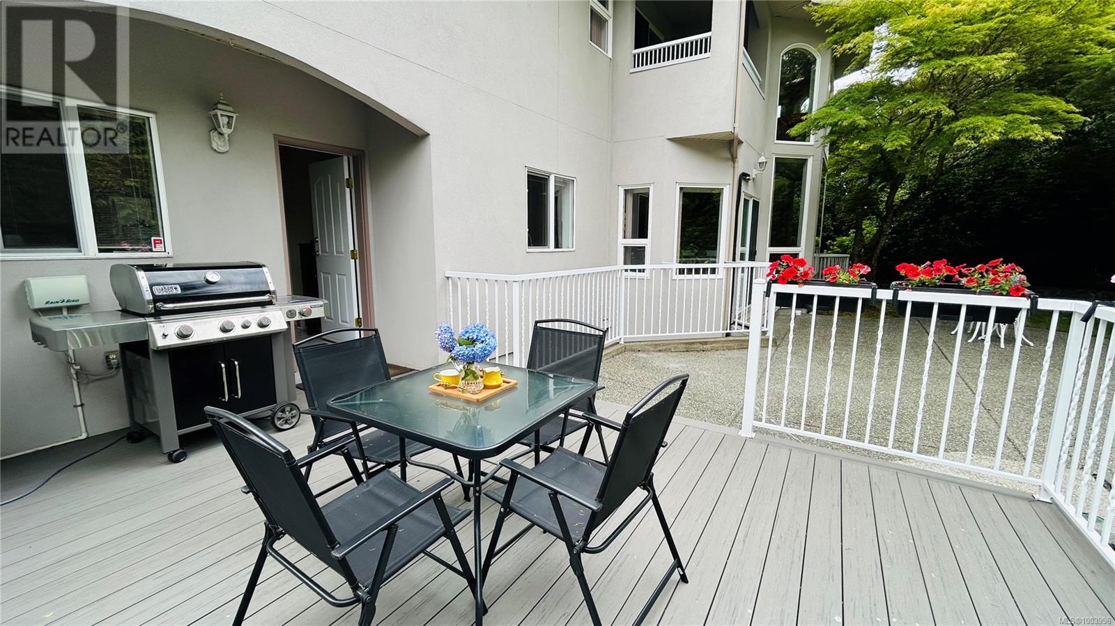 Photo 30 of 4638 Boulderwood Dr, Saanich BC
