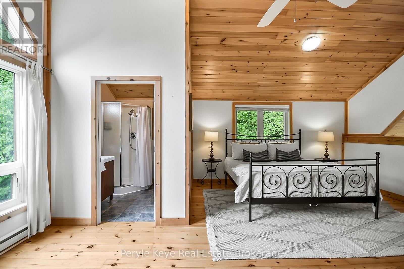 Photo 20 of 1042 S Menominee Lake Road, Lake Of Bays ON