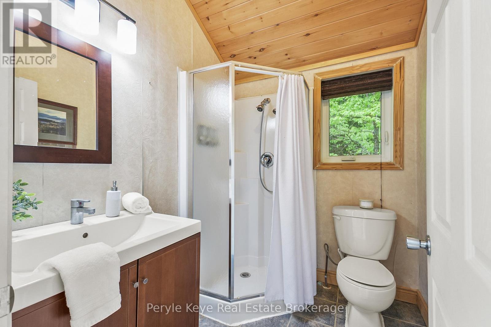 Photo 21 of 1042 S Menominee Lake Road, Lake Of Bays ON