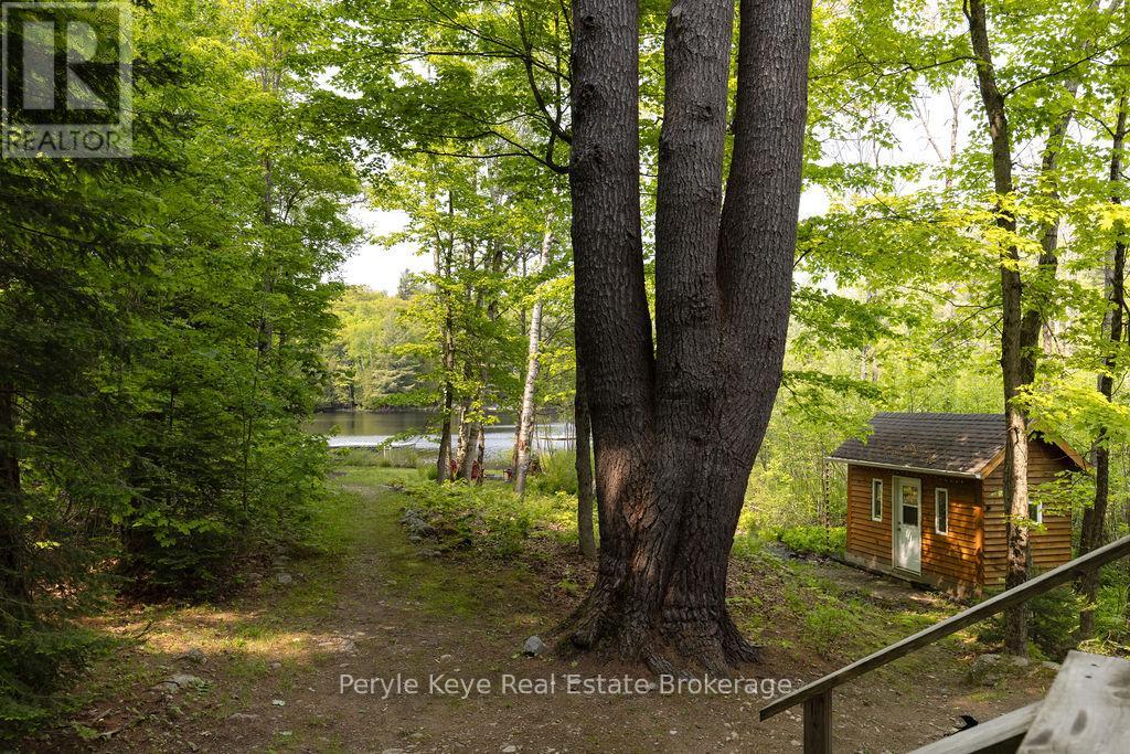 Photo 31 of 1042 S Menominee Lake Road, Lake Of Bays ON