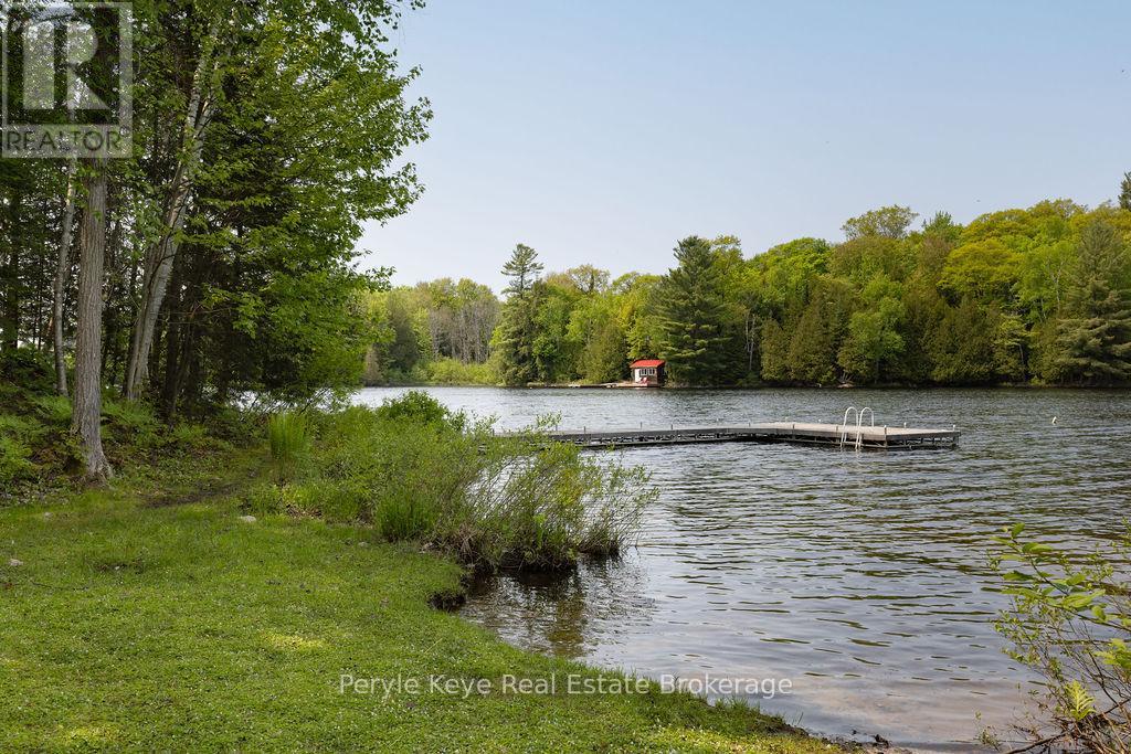 Photo 5 of 1042 S Menominee Lake Road, Lake Of Bays ON