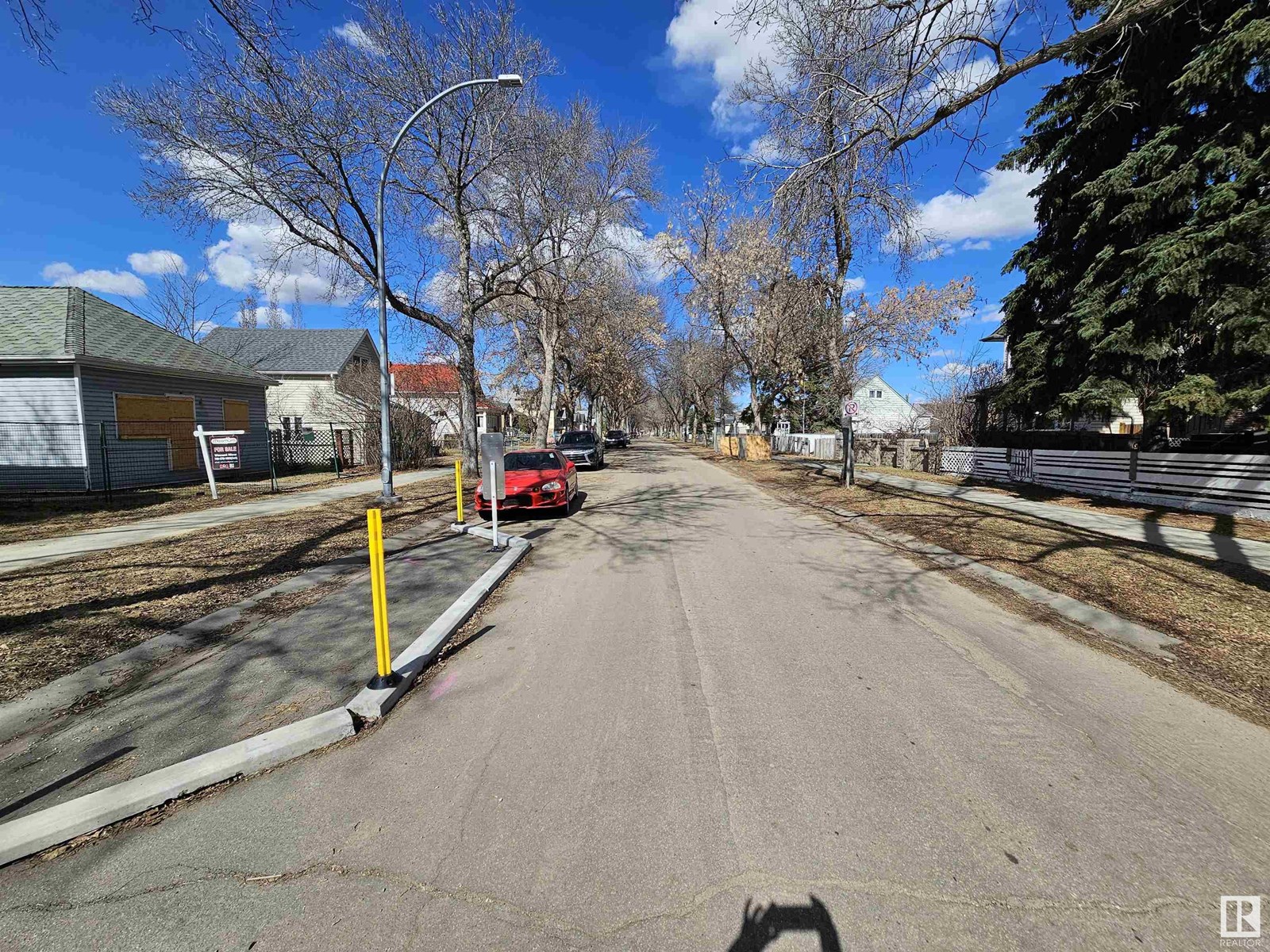 Photo 6 of 11406 88 St Nw, Edmonton AB