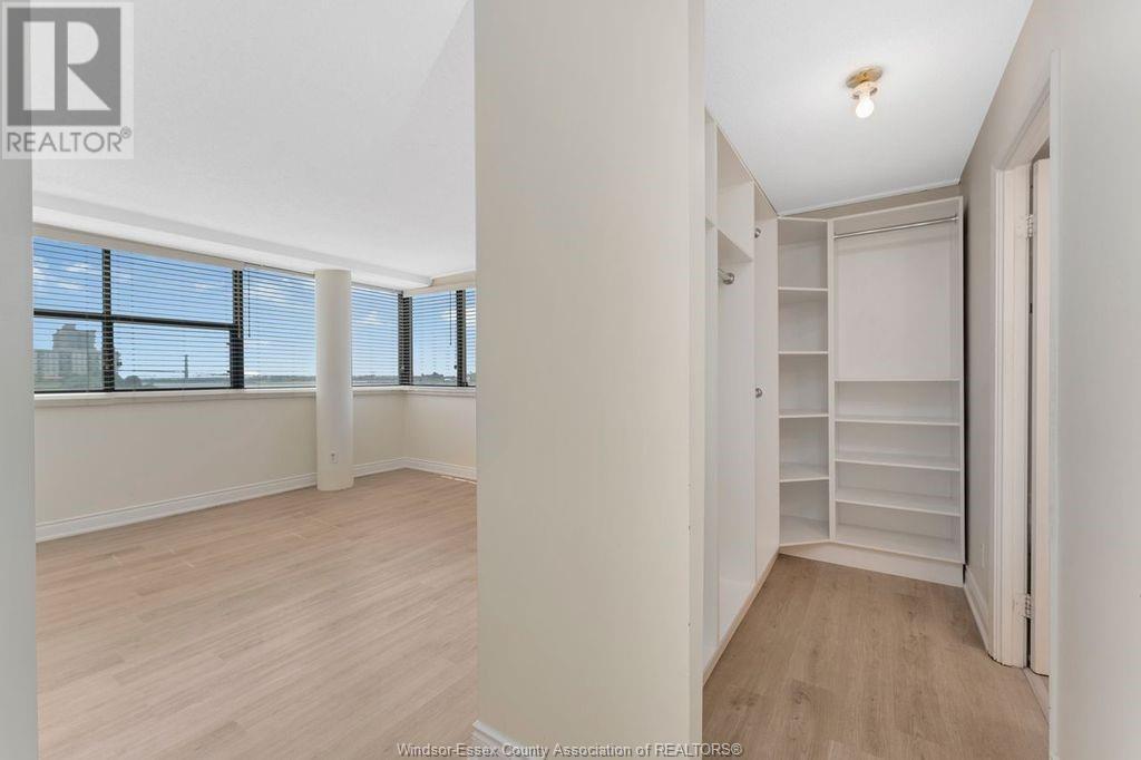 Photo 4 of 515 Riverside Drive West Unit 507, Windsor ON