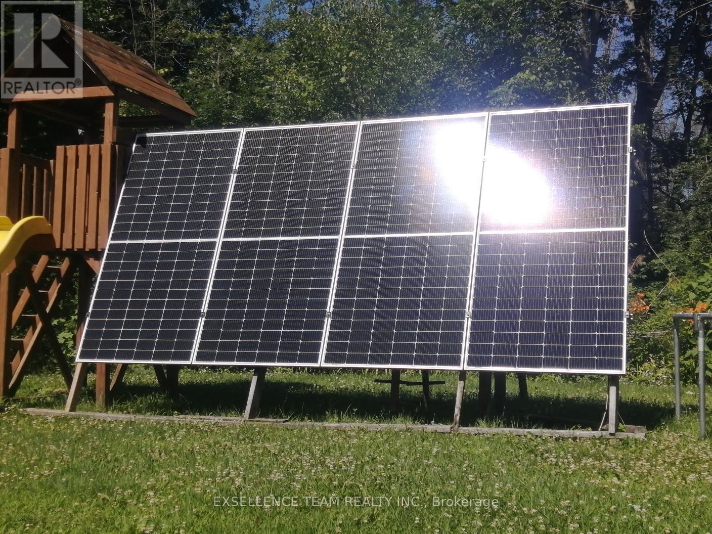 Photo 11 of 2512 County Road 30 Road W, North Glengarry ON
