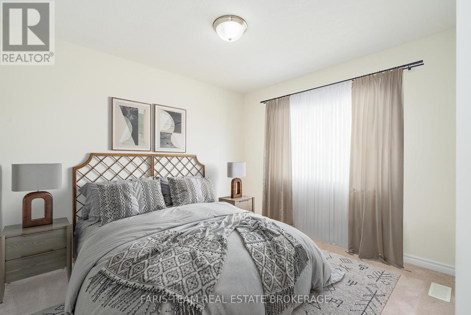 Photo 12 of 210 Isabella Drive, Orillia ON