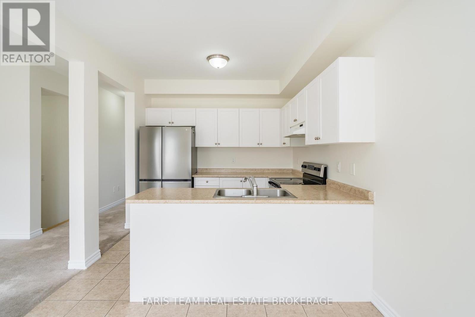 Photo 19 of 210 Isabella Drive, Orillia ON