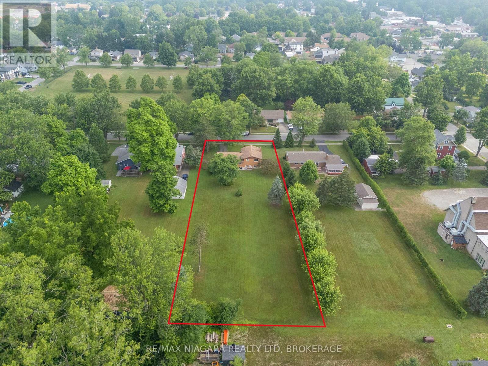 Photo 15 of 3759 Highland Drive, Fort Erie ON