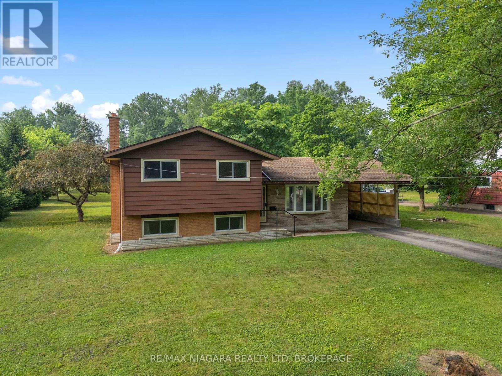 Photo 4 of 3759 Highland Drive, Fort Erie ON