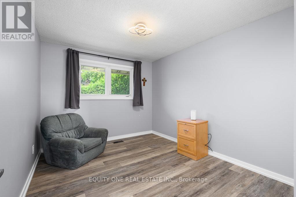 Photo 17 of 1041 Wiseman Crescent, Ottawa ON
