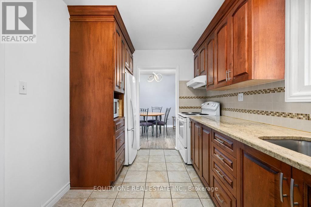 Photo 14 of 1041 Wiseman Crescent, Ottawa ON