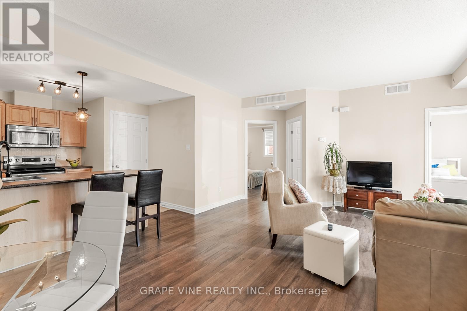 Photo 19 of D 165 Crestway Drive, Ottawa ON