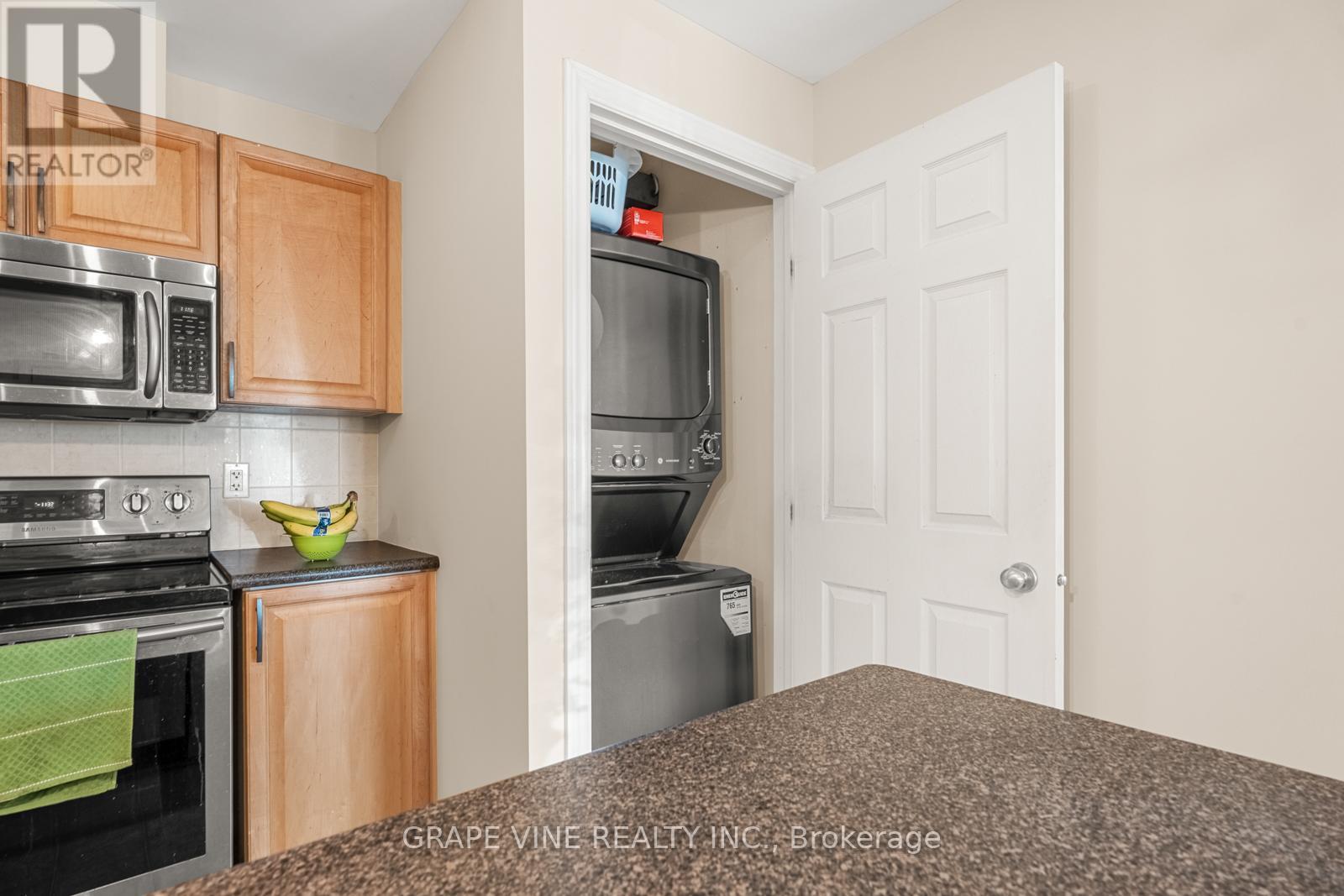 Photo 5 of D 165 Crestway Drive, Ottawa ON