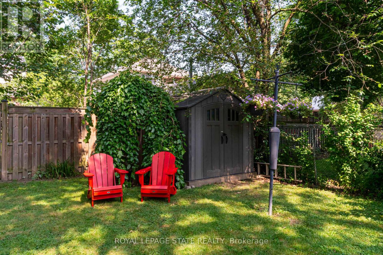 Photo 37 of 90 Arcade Crescent, Hamilton ON