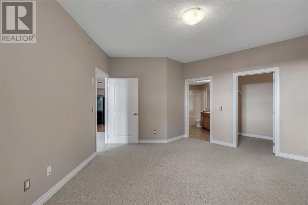 Single Family House for Sale in   Val Gardena View SW Springbank Hill Calgary 