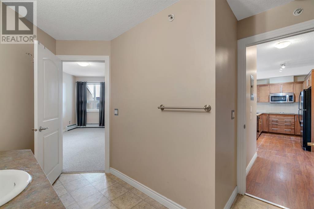 Single Family House for Sale in   Val Gardena View SW Springbank Hill Calgary 