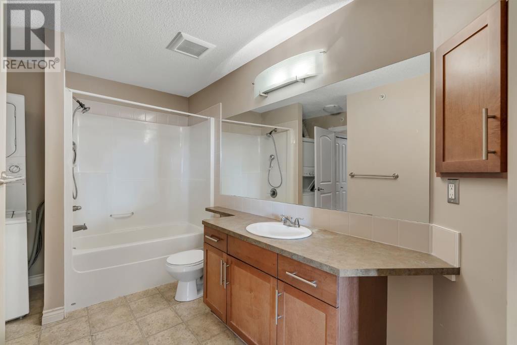 Single Family House for Sale in   Val Gardena View SW Springbank Hill Calgary 