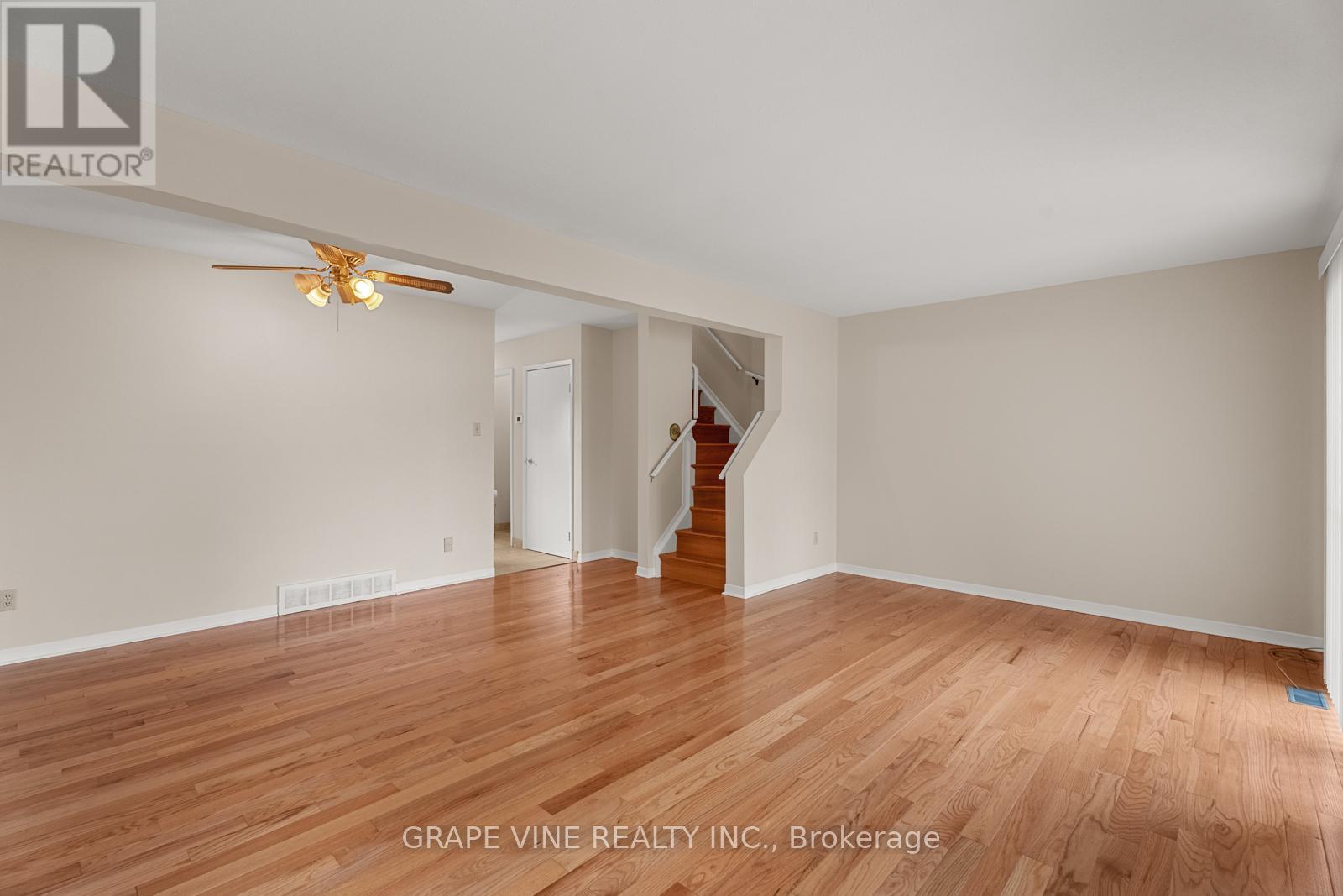 Photo 16 of 31 2671 Pimlico Crescent, Ottawa ON