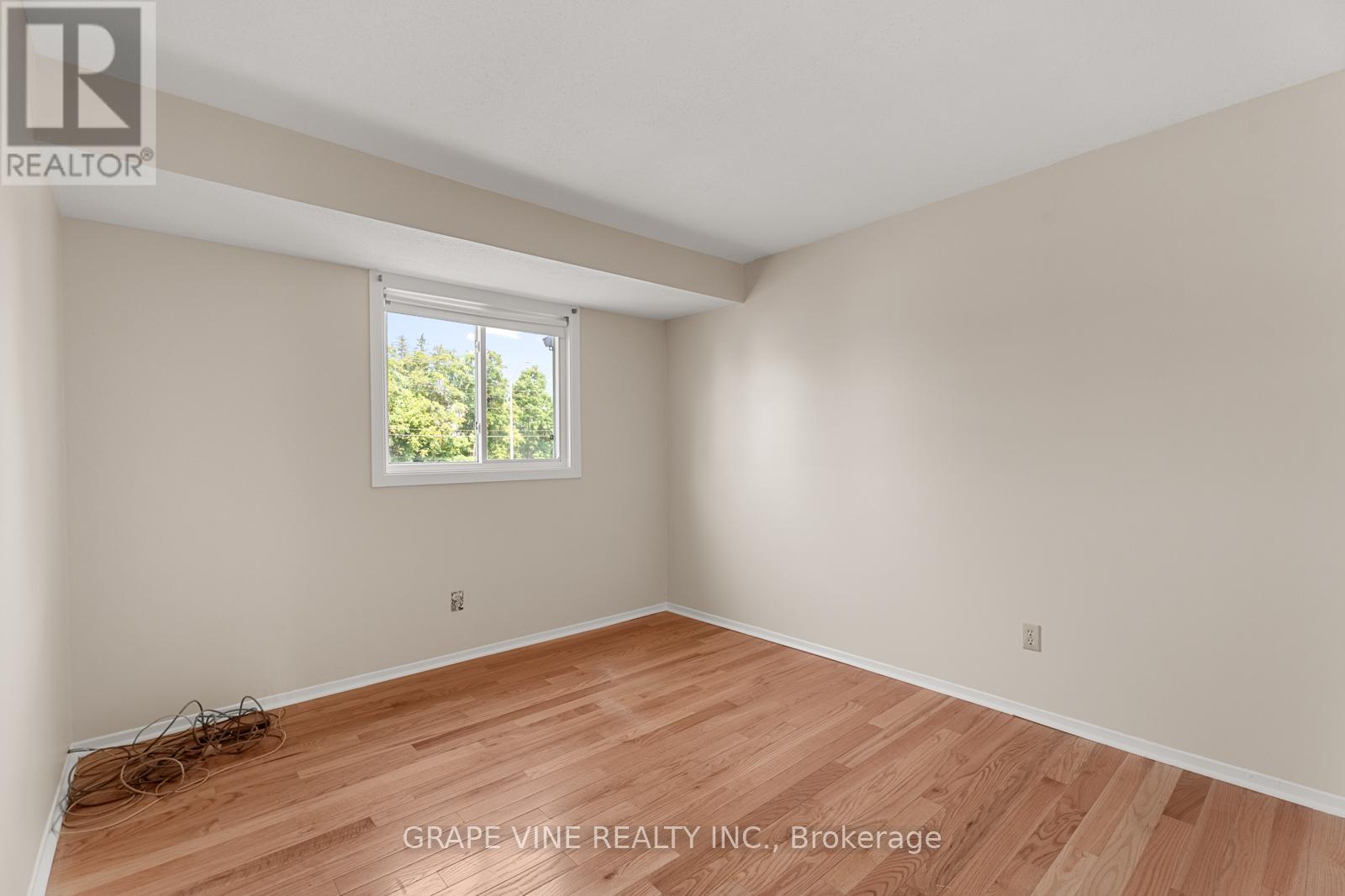 Photo 18 of 31 2671 Pimlico Crescent, Ottawa ON