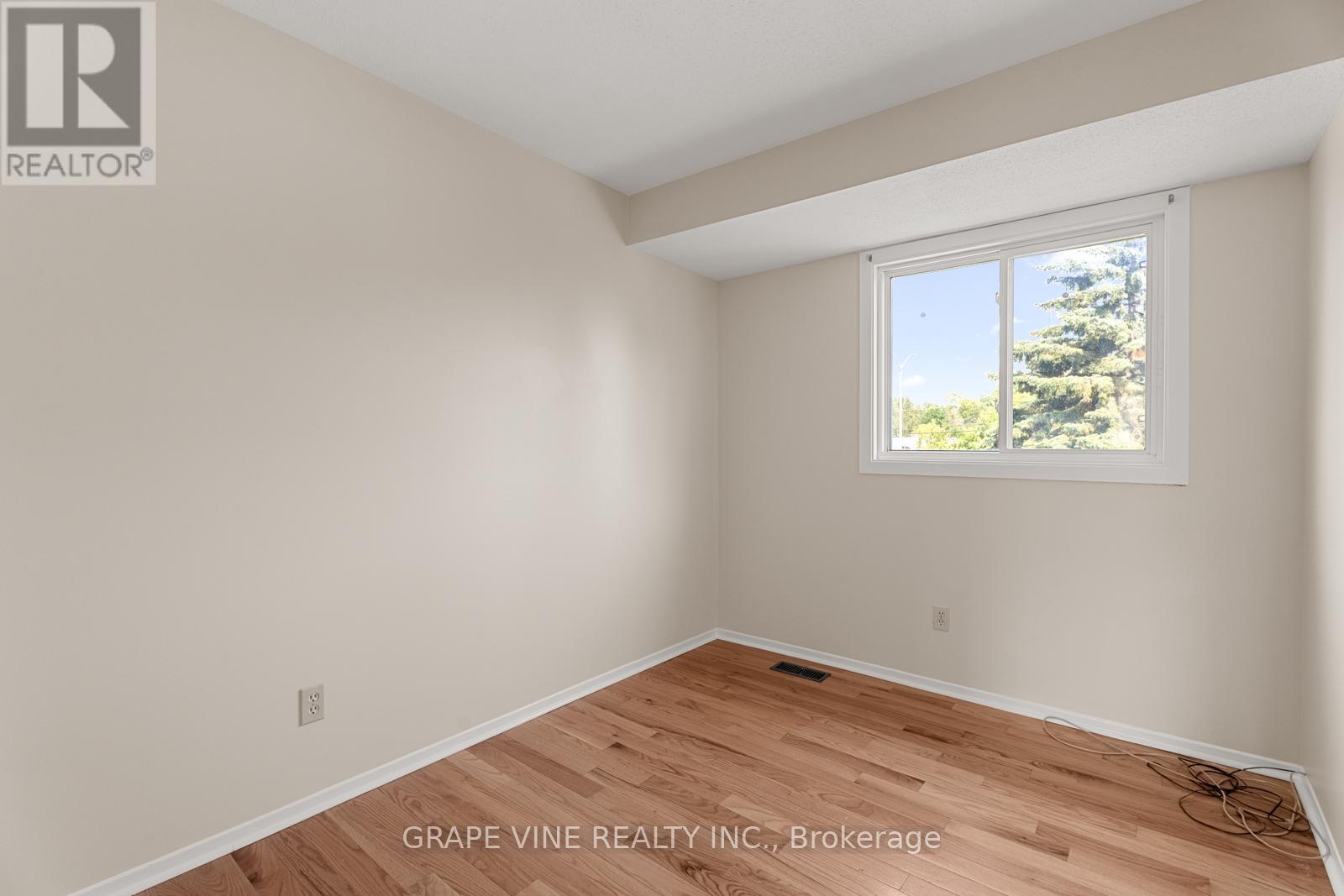Photo 20 of 31 2671 Pimlico Crescent, Ottawa ON