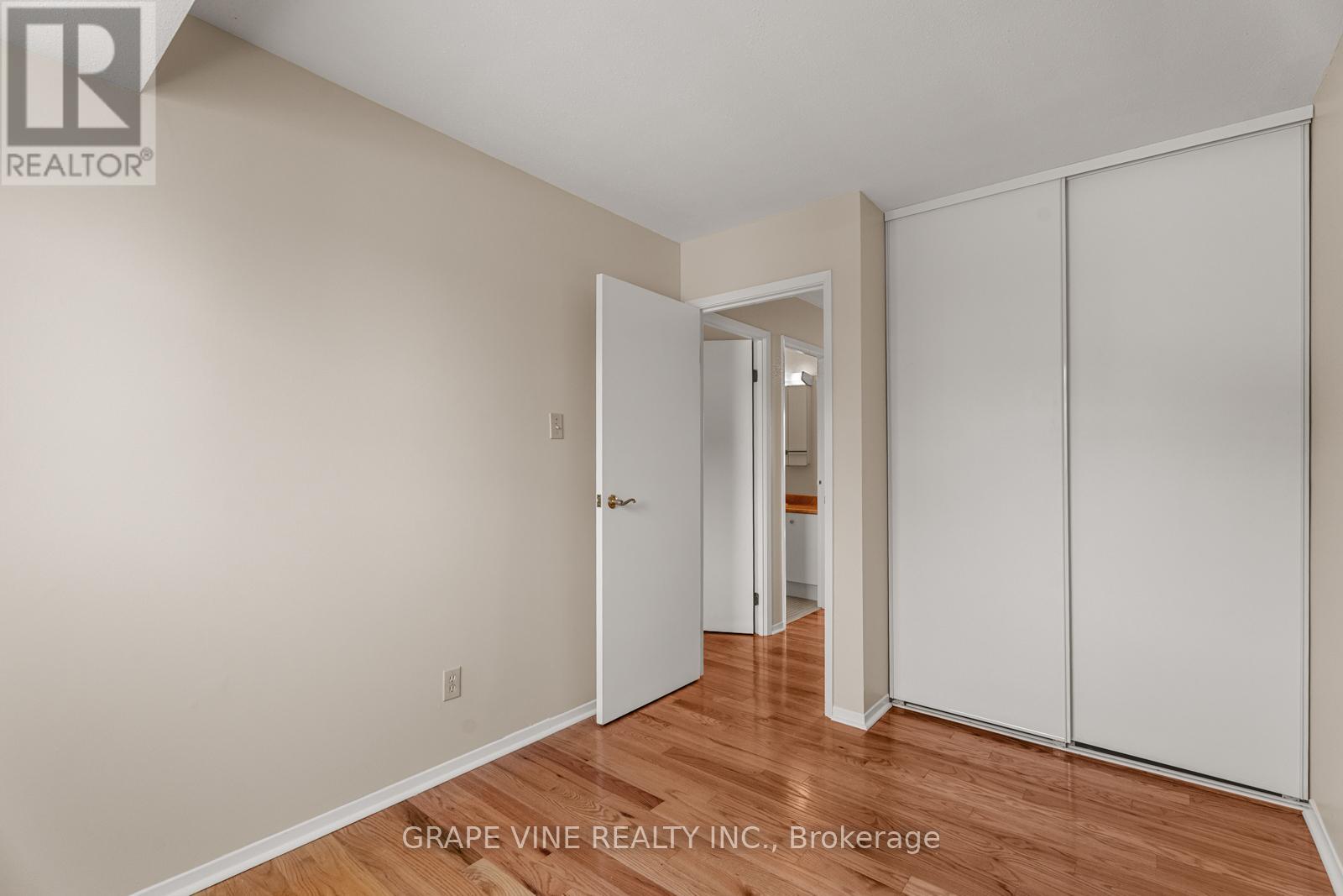 Photo 21 of 31 2671 Pimlico Crescent, Ottawa ON