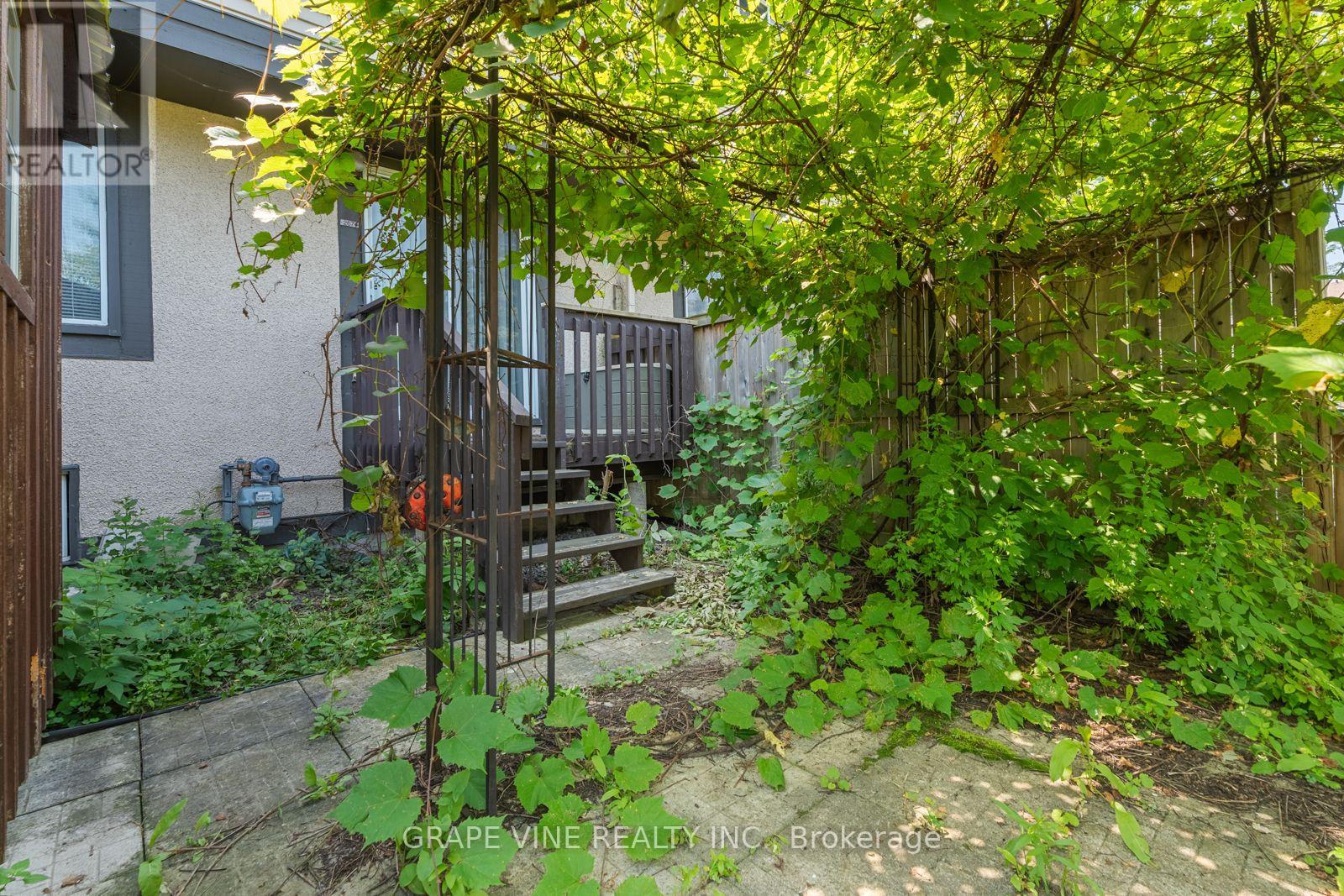 Photo 34 of 31 2671 Pimlico Crescent, Ottawa ON