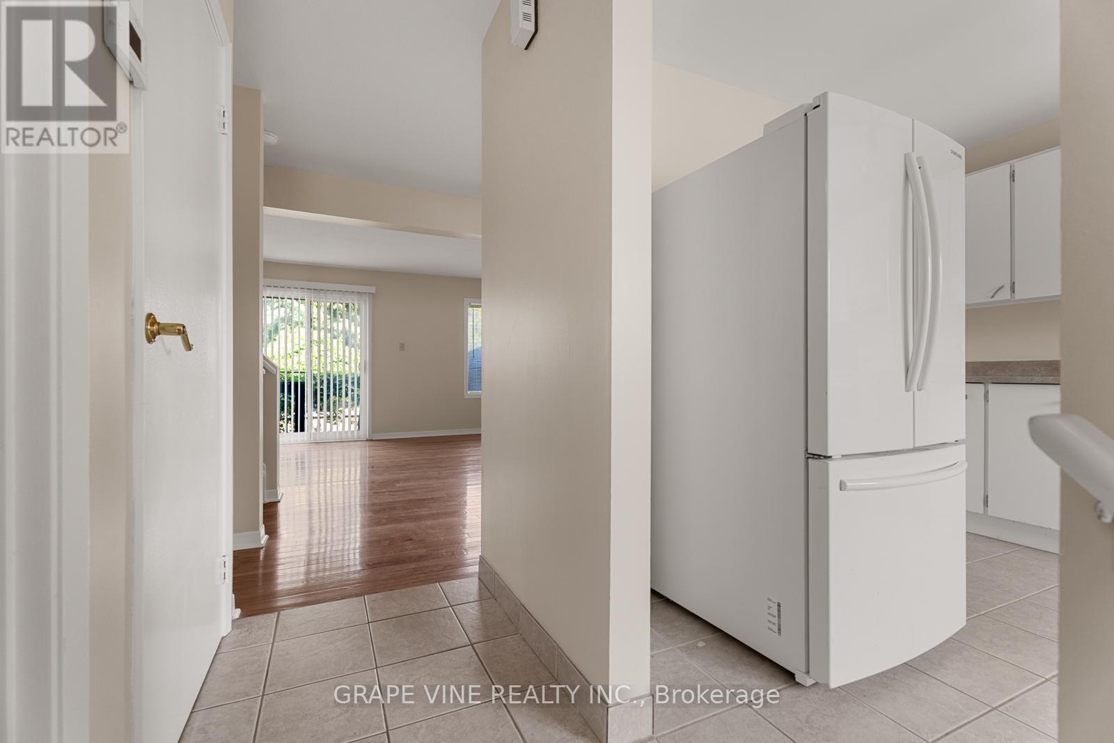 Photo 6 of 31 2671 Pimlico Crescent, Ottawa ON