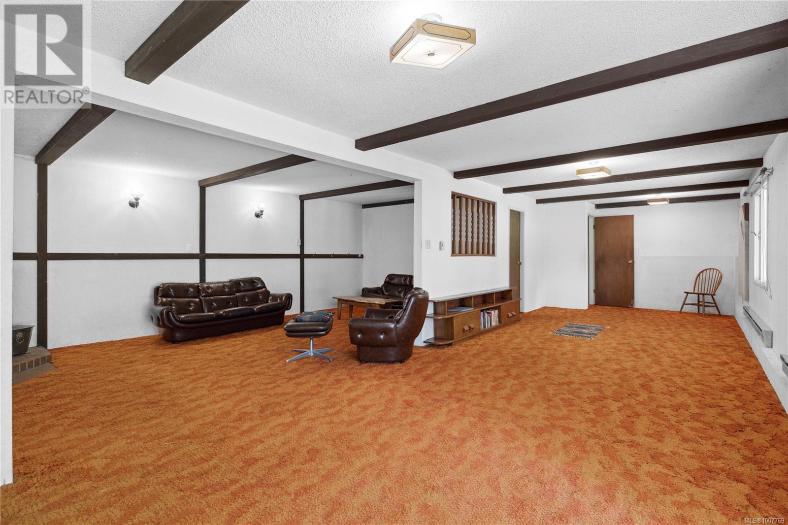 Photo 32 of 651 Belyea Rd, Qualicum Beach BC