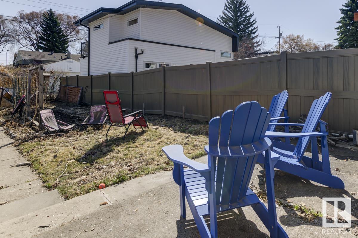 Photo 5 of 9277 87 St Nw, Edmonton AB