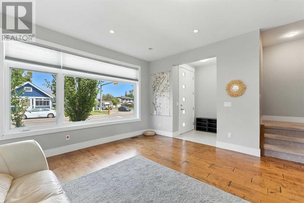 Photo 5 of 403 20 Avenue Nw, Calgary AB