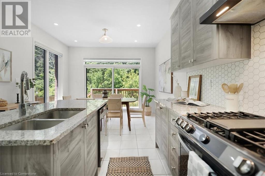Photo 16 of 157 Cactus Crescent, Hamilton ON