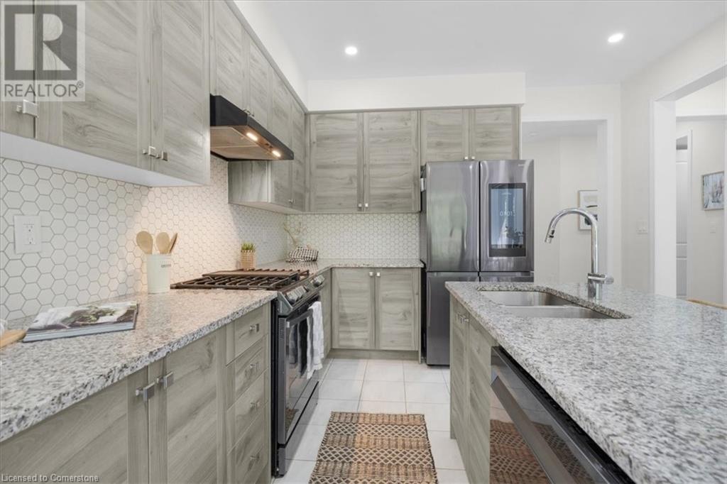 Photo 17 of 157 Cactus Crescent, Hamilton ON