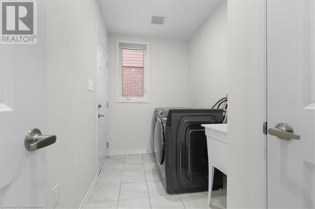 Photo 22 of 157 Cactus Crescent, Hamilton ON