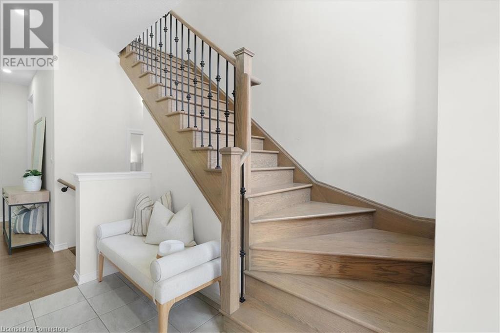 Photo 23 of 157 Cactus Crescent, Hamilton ON