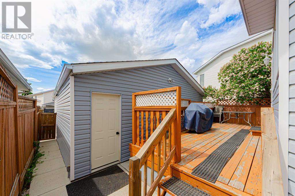 Single Family House for Sale in  Fresno Place NE Monterey Park Calgary 