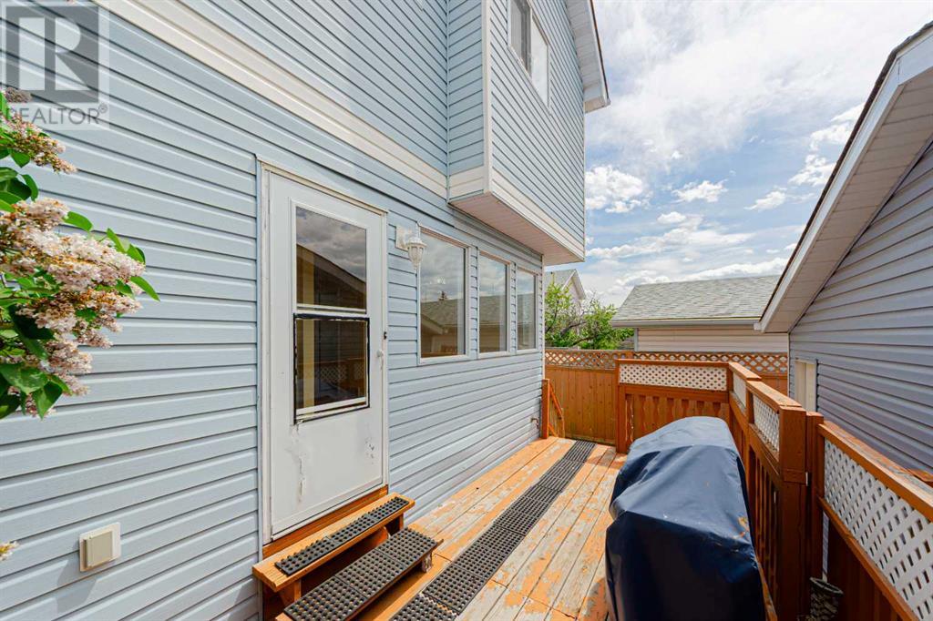 Single Family House for Sale in  Fresno Place NE Monterey Park Calgary 