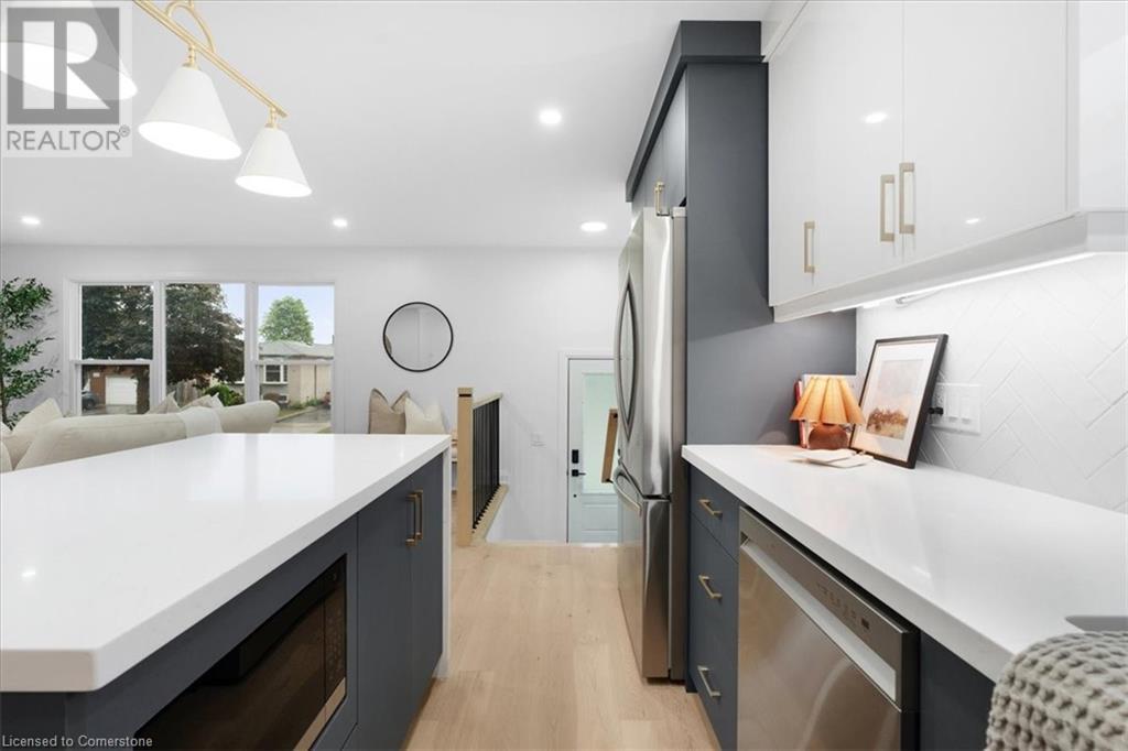 Photo 10 of 15 Mellenby Street, Hamilton ON
