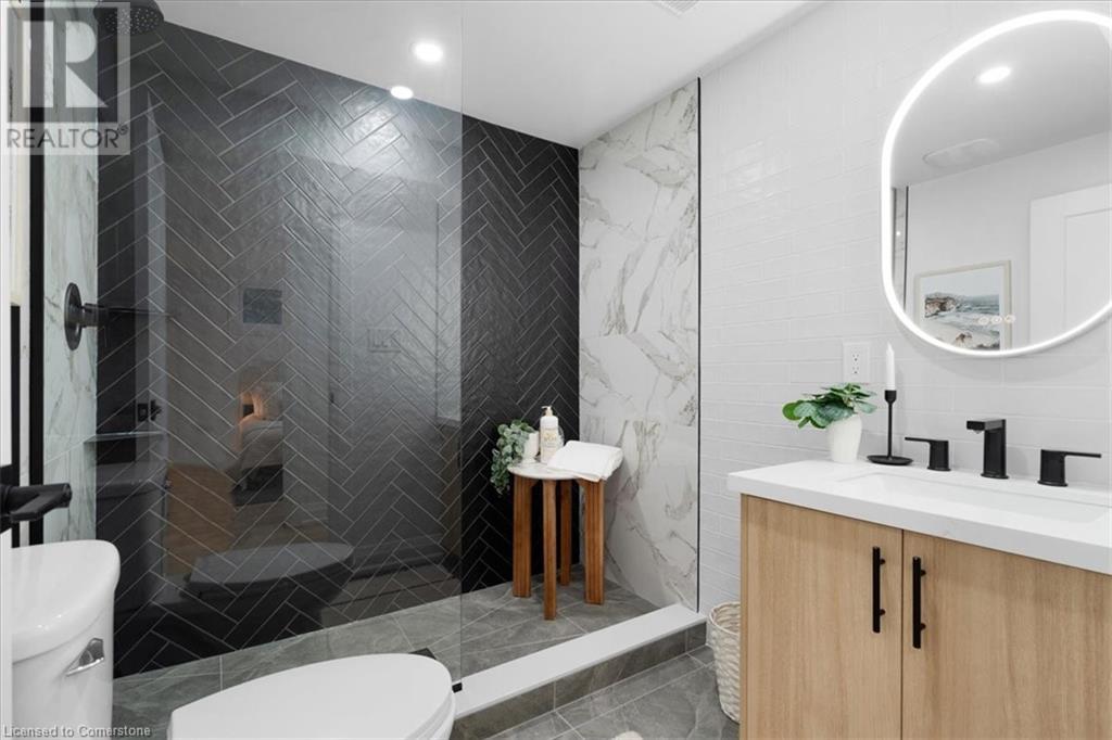 Photo 42 of 15 Mellenby Street, Hamilton ON