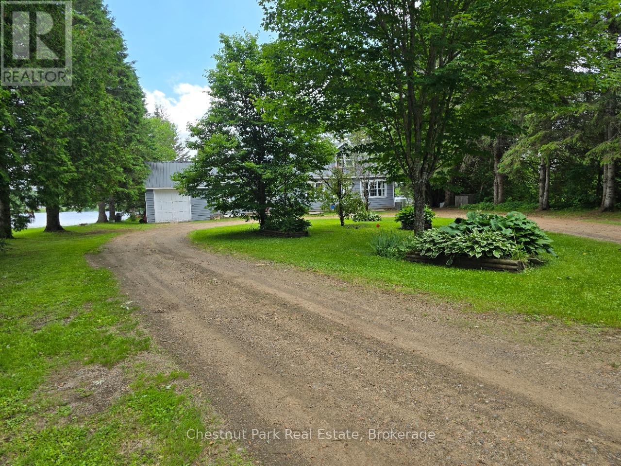 Photo 8 of 1706 Highway 518 Highway E, Kearney ON