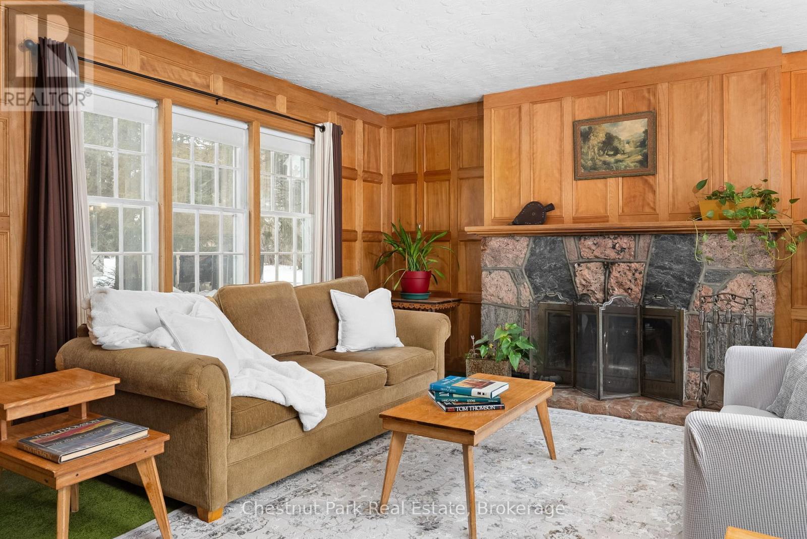 Photo 3 of 1706 Highway 518 Highway E, Kearney ON